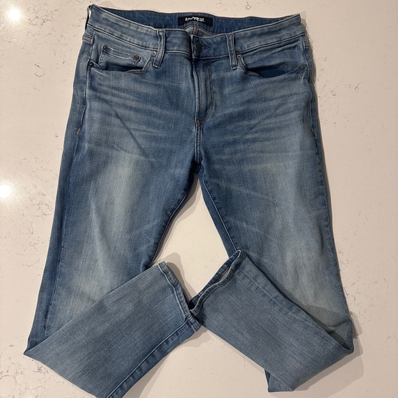 Men’s Express Medium Wash Skinny Jeans - Picture 5 of 7